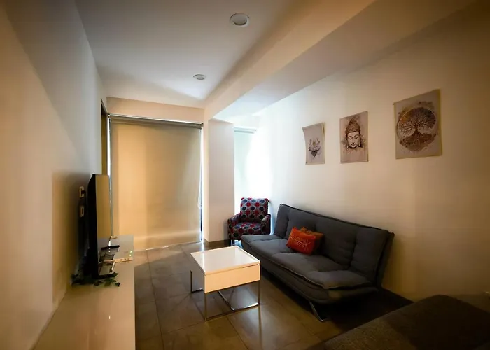 Icono 208 By Guys Riviera